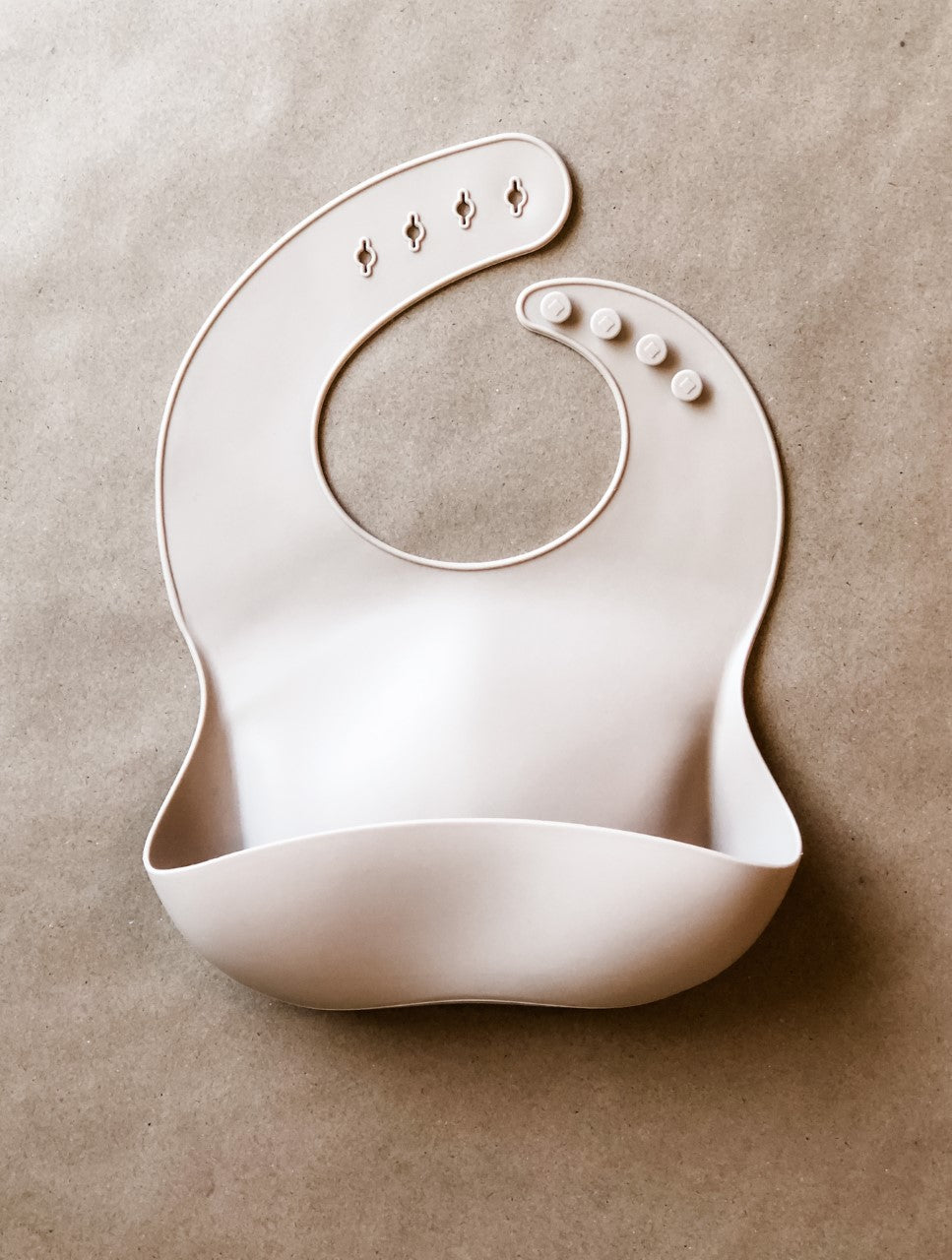 Silicone Bib | Tawny