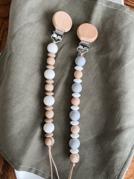 Pacifier Clip | Jaxon (+ colors)