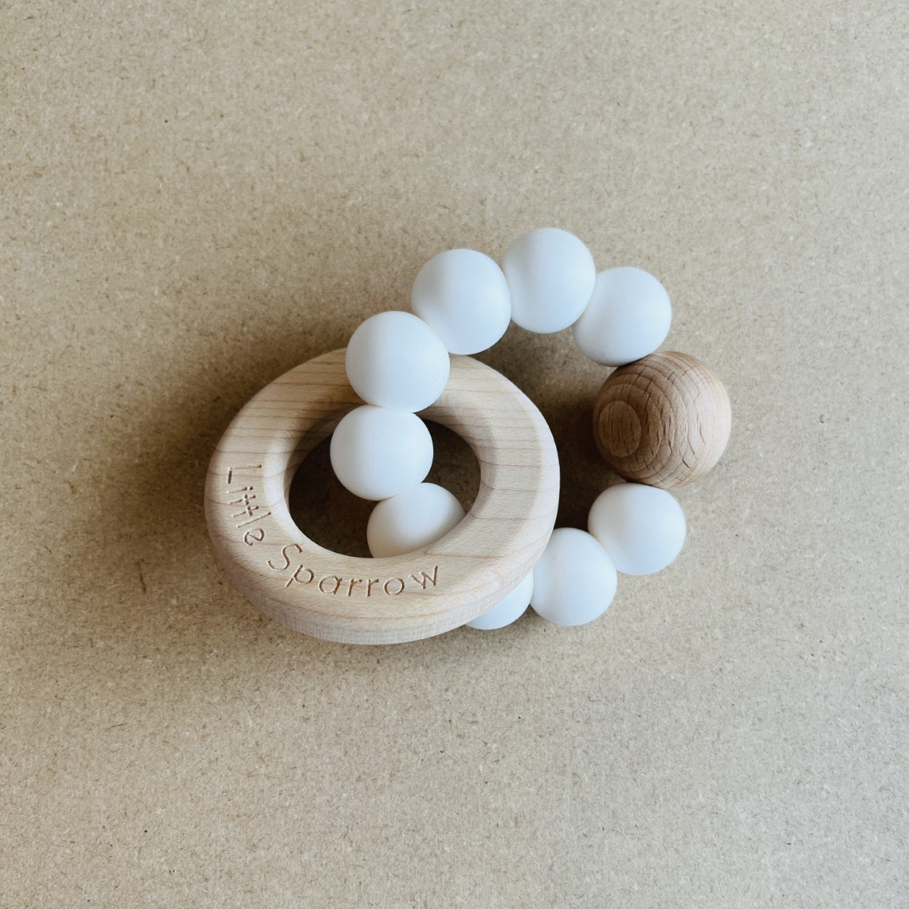 Rattle Ring | Daisy – Little Sparrow